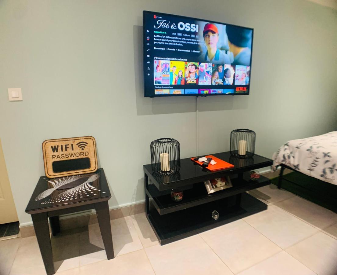 Appartement Cosy Proche Roissy Cdg Asterix Disneyland Paris Goussainville  Buitenkant foto